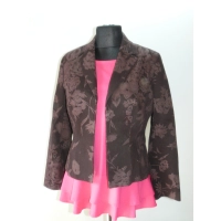 Elegancka Bluzka z falbankami idealna pod żakiet - fuksja